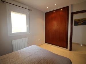 Acogedor apto a 100m de la playa del Port, con garaje y vistas a la montaña - ES-228-2