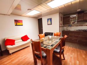 Acogedor Apartamento a 10 minutos del Aeropuerto