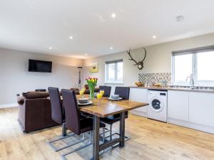 2 Bed in South Molton 78097