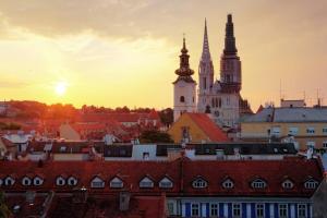 Cozy ensuite room in Zagreb center