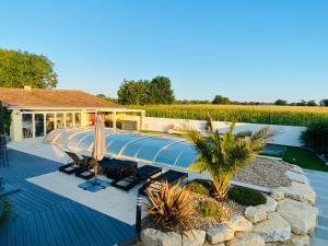 Maisons de vacances Gite piscine chauffee & jacuzzi / Marais Poitevin : photos des chambres