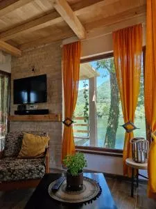 Beogradjanka mala - Velika Reka