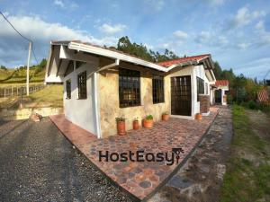 Mi terrunio-Alojamiento rural - 4-star hotels in Duitama