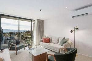 Alps Serenity Retreat - Wanaka