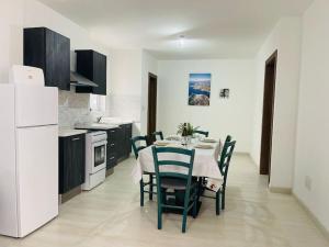 Coral Cove Comfort Apartment Room 3