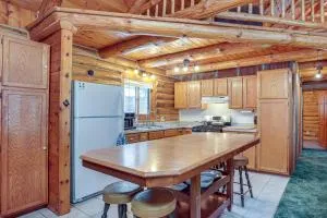 Rhinelander Waterfront Cabin with Deck and Fire Pit! - Rhinelander