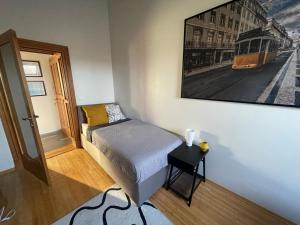 Apartments with parking space Karlovac - 22056