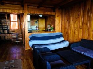 Summer House in azy by Lake Jamno