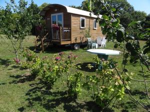 Maisons de vacances Roulotte Bigoudenne : photos des chambres