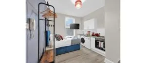 Blue Harmony: A Cozy Studio Retreat - Hornsey