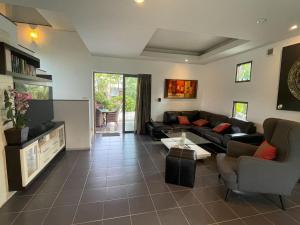 Seabreeze Villa