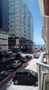 Apartamento a poucos passos do mar