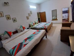 Hotel Singhasan House