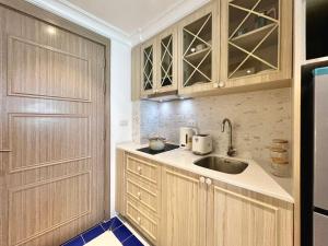 Seven Seas Côte dAzur by PSR