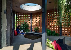 SaffronStays Avni - 2BR Lakeside Villa with Terrace & Bonfire