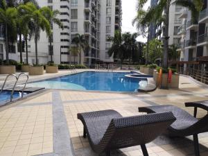 Modern Condo Infront of NAIA T3 (Virluxe Suites)