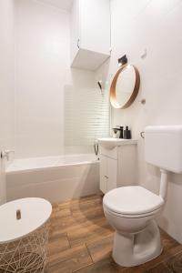 D68 - Downtown Cozy Suite - Best Location by BQA