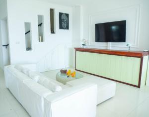 Sunrise Beach Villa
