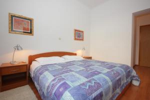 Apartments with WiFi Dubrovnik - 8582