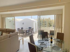 Benalmadena Harbour Penthouse with big terrace and sea view