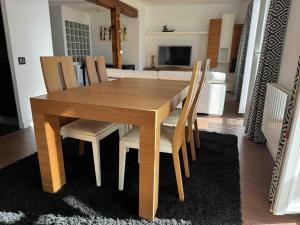 Piso muy amplio y céntrico con vistas a la bahia