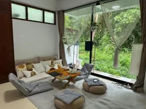 Coconut lane house - Hinkong