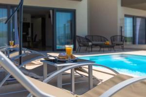 Villa Esmeralda One by Briskva