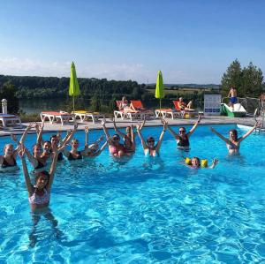 Campings Camping de la Liez : photos des chambres