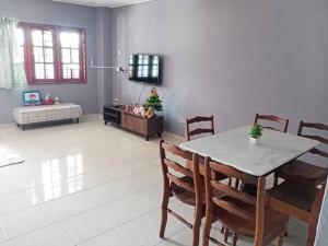 double storey cosy homestay pengkalan balak fully aircon