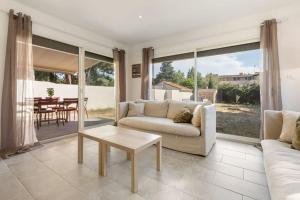 The Chill House Grau d'Agde - 4hvězdičkové hotely ve městě Le Grau-dʼAgde