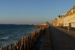 Appartement à 30m de la plage du Sillon.