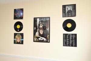 SUPERB 4 BEDROOM FLAT in THE HEART OF CAMDEN TOWN