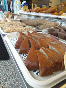 BoHo Experience Wellness, Jacuzzi, Sauna, BBQ, Garden, Sleeps 10