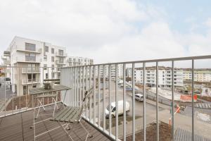 Bright Pastel Apartment with Desk for Remote Work, Balcony and Parking by Renters