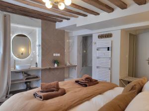 B&B / Chambres d'hotes Tresors de Sens : photos des chambres
