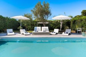 Bombana Beach Apartments