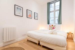 Fully equipped duplex with exterior and parking !