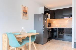 Lille, fully-equipped apartment with parking space