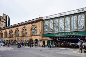 Comfy 1 bedroom flat with free parking