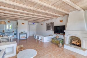 Lefkes Village Living