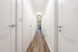 The Hertfordshire Hideaway - Entire apartment - Free Parking - 2 bedroom 2 bathroom - 20minutesLondon