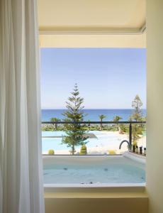 The Ixian Grand &Suites - Adults Only Hotel