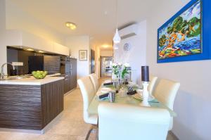 Villa Miracle 1 with heated pool 