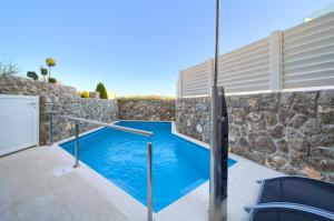 Villa Miracle 1 with heated pool 