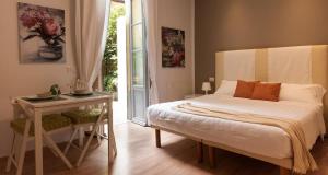 Russomanno Apartments