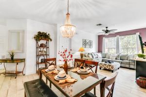 3 Bedroom 2 Bathroom Windsor Hills 7675-105 Cs