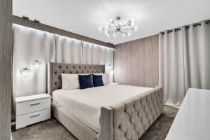 5 Bedrooms 4 Bathrooms Storey Lake 4824 Ml