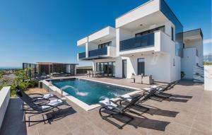 Cozy Home In Skuncini Stani With Sauna