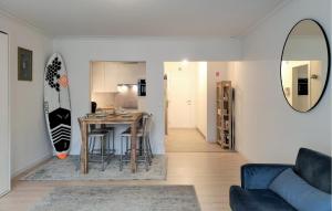 Cozy Apartment In Oostende With Wifi