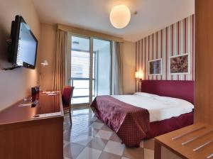 Classic Double Room room in UNAHOTELS The One Milano